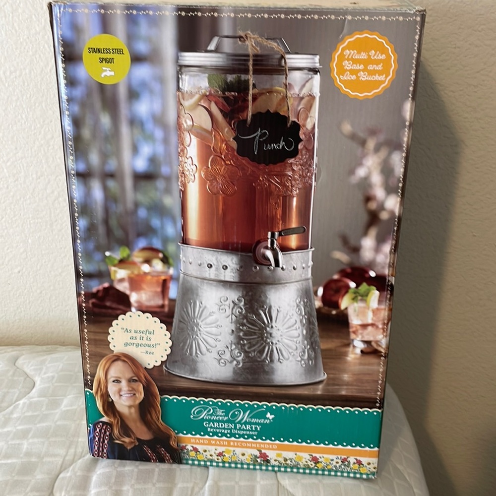Drink dispenser stand/ Ice bucket